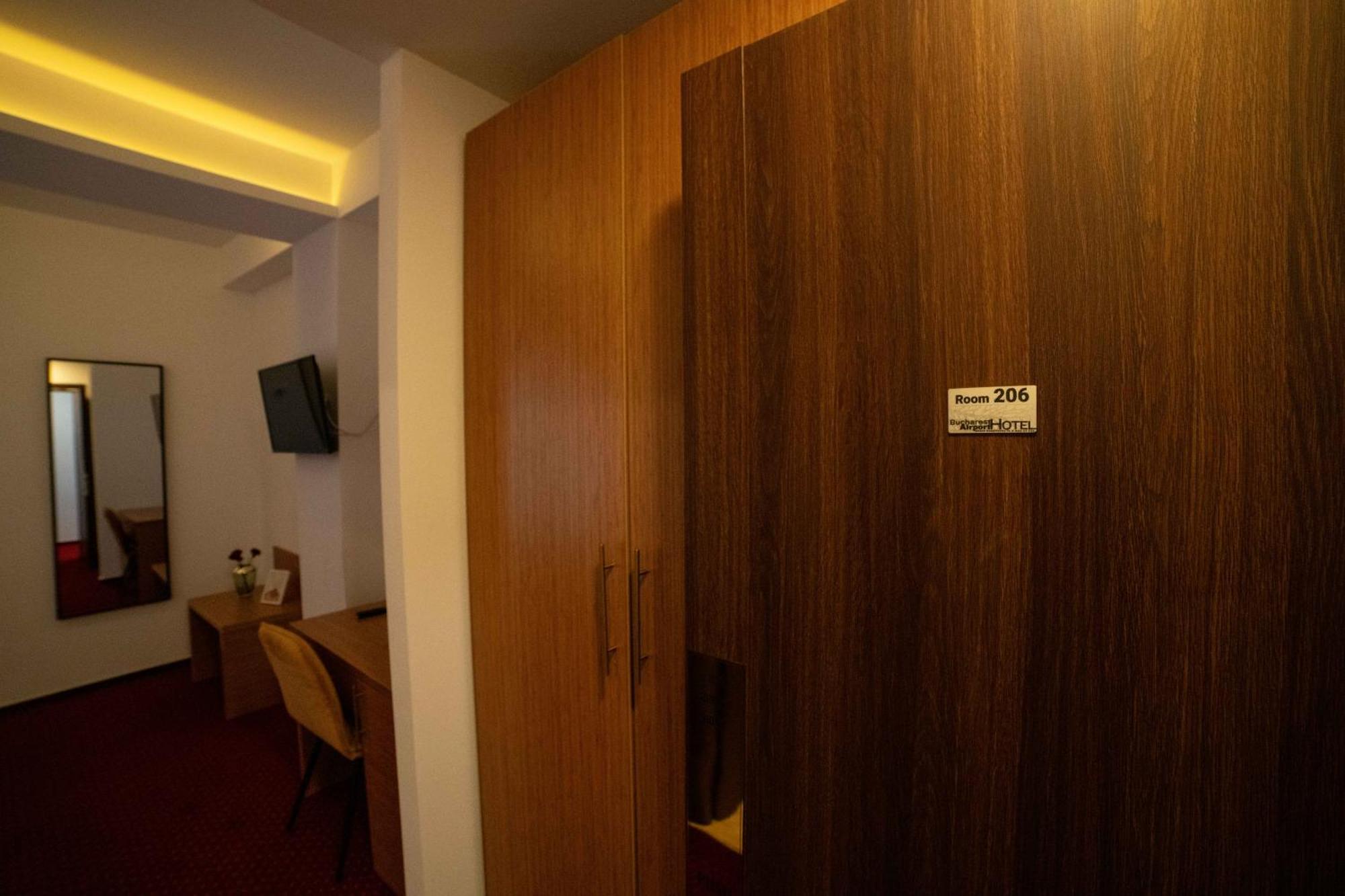 Bucharest Airport Accomodation Aparthotel Otopeni Exterior foto