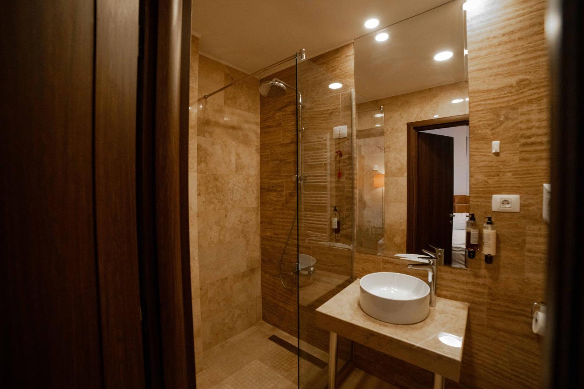 Bucharest Airport Accomodation Aparthotel Otopeni Exterior foto